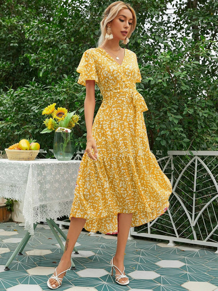 Women's Flippy Hem Belted Ditsy Floral Print Dress Yellow